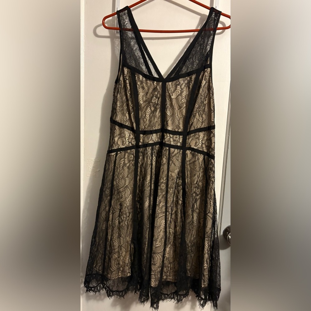 Elegant Black Lace Dress
